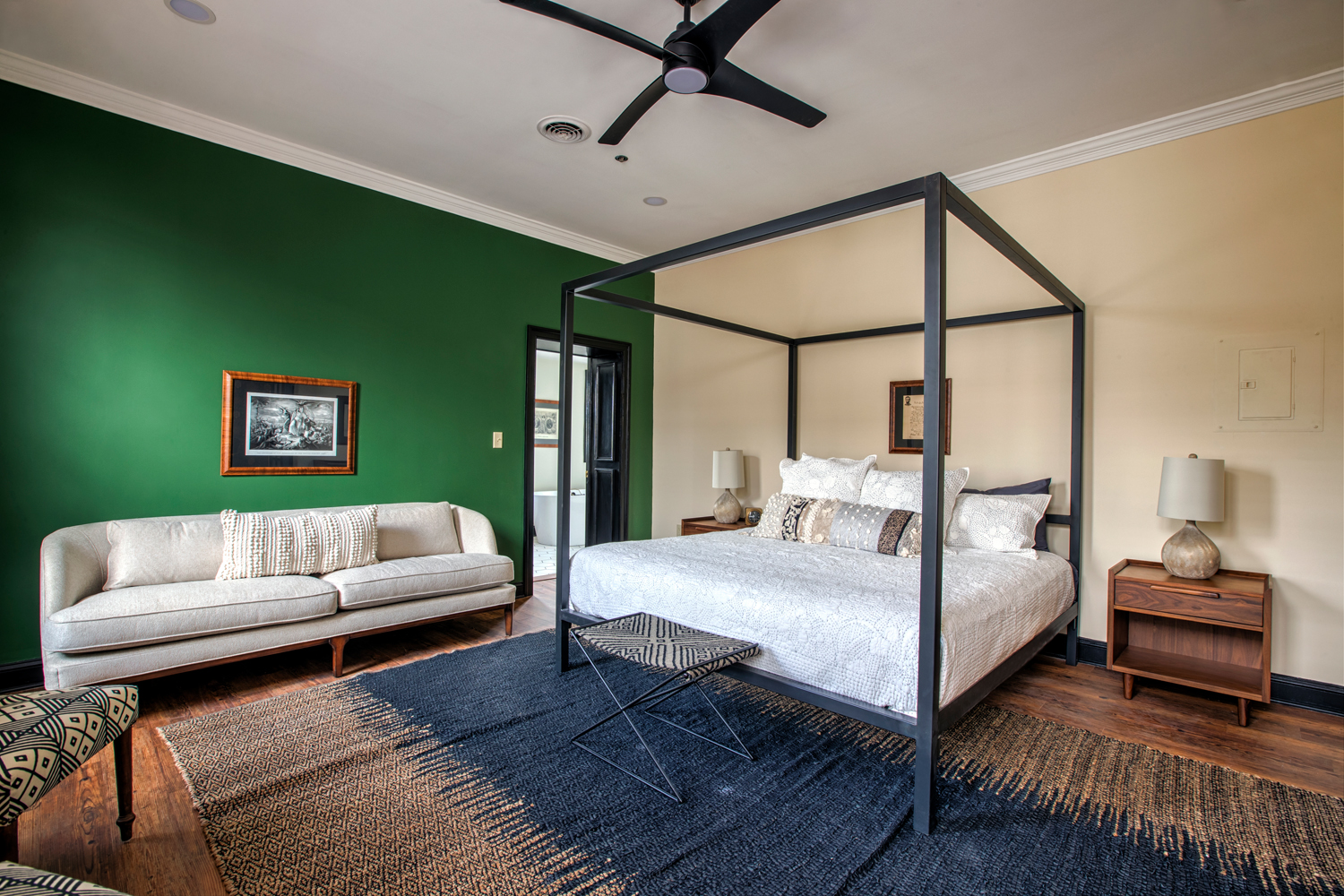 Lincoln_Suite_201_5