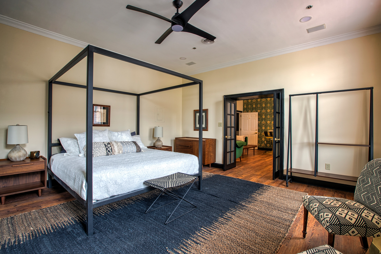 Lincoln_Suite_201_6