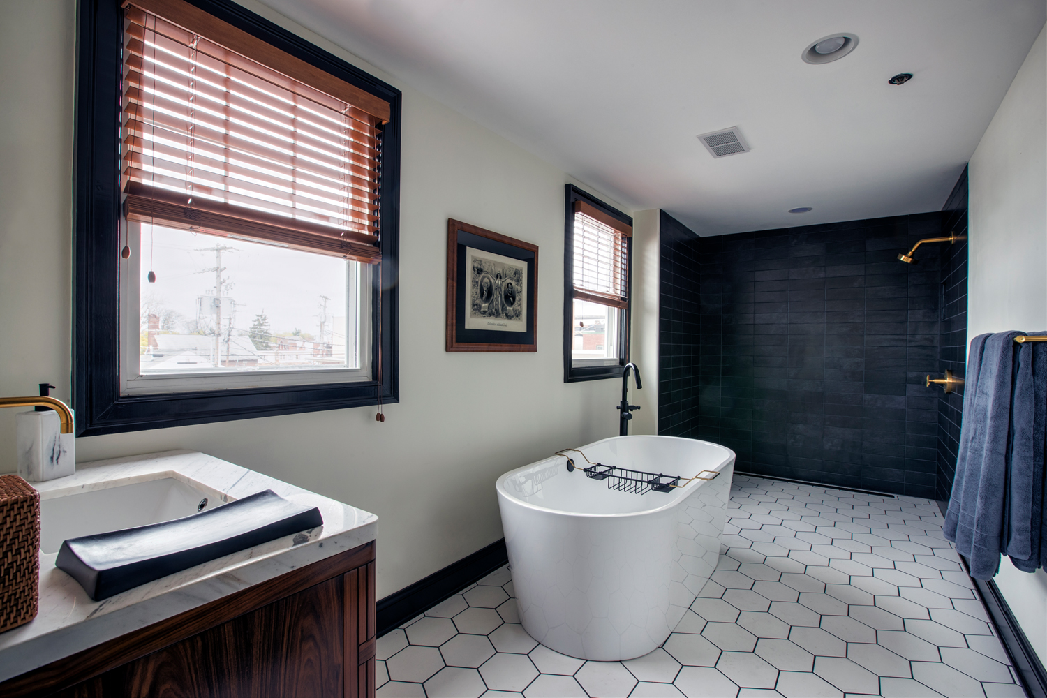 Lincoln_Suite_201_7